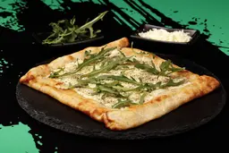 Cacio e Pepe Pizza