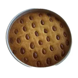 صحن بسبوسة اللوز