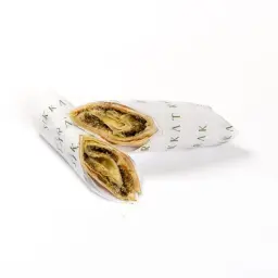 شباتي لبنة مع زعتر