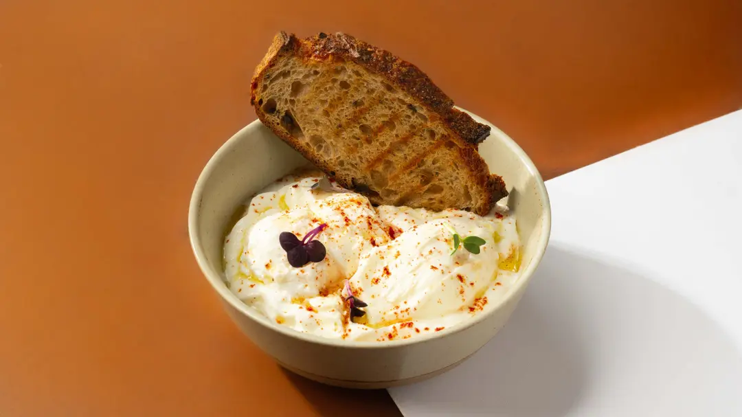 Turkish Eggs Cilbir