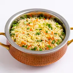 أرز مقلي مع الخضروات