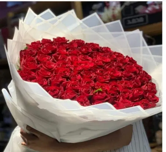 فخامة الاحمر