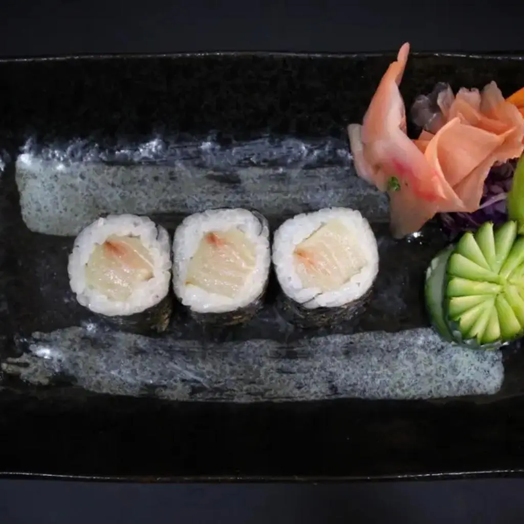 Hamachi Hosomaki