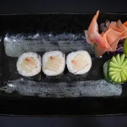 Hamachi Hosomaki