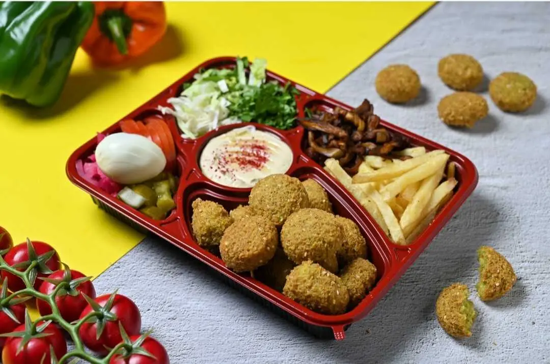 صحن مشكل صغير