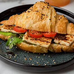 Halloumi Croissant