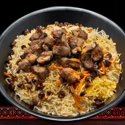 أوصال لحم بقري مع الرز