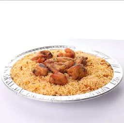 نصف دجاجة مقلقل