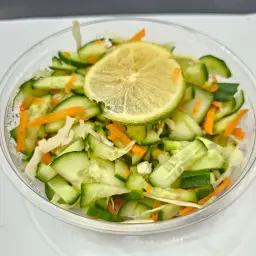 سلطة خضراء