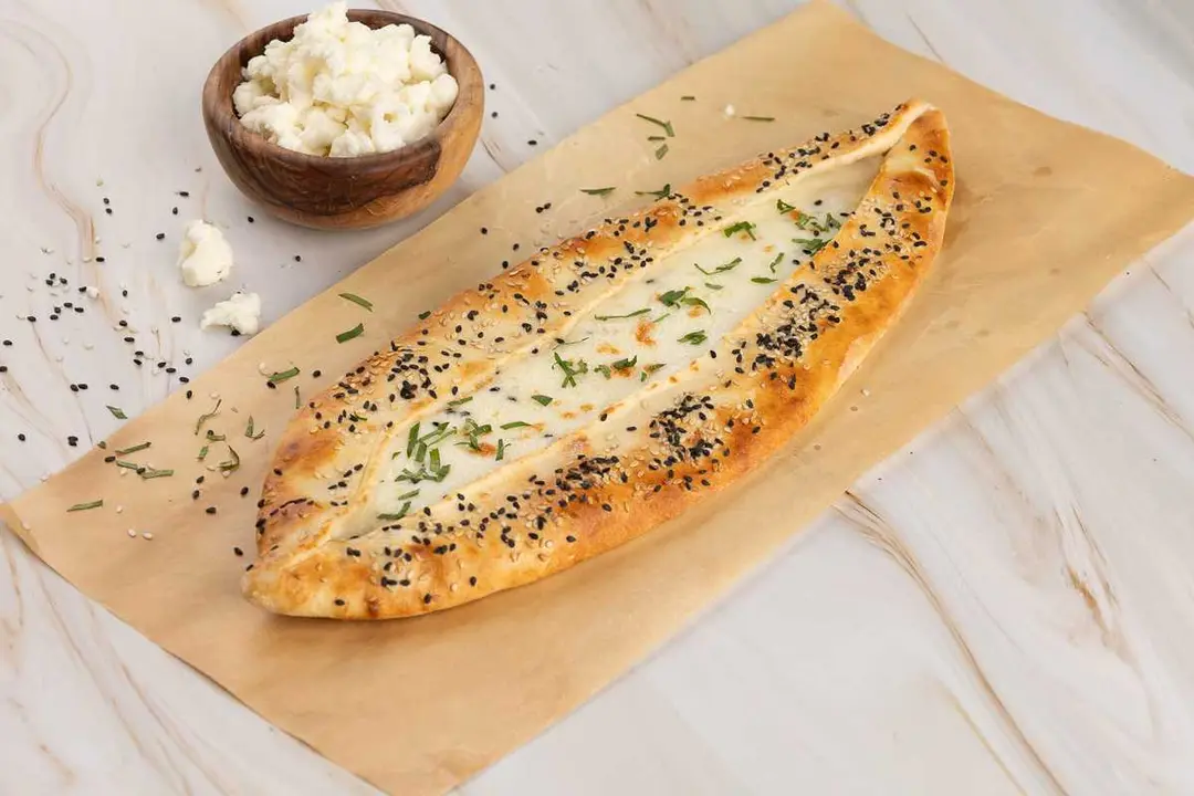 فطيرة جبنة العكاوي