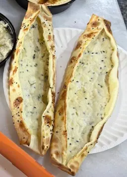فطيرة عكاوي