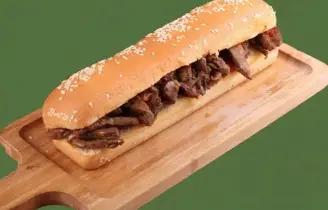 حمص بالكبدة ساندويتش