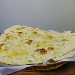 نان بالجبن