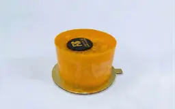 Mini Mango Mousse Cake