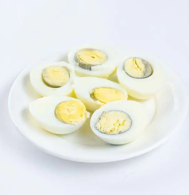 بيض مسلوق (حبة)