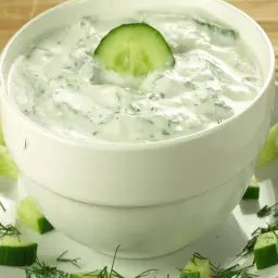 خيار باللبن