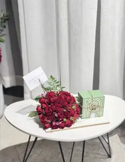 باتشي مع تنسيق ورد ع الاستاند
