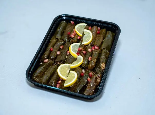 علبة كبيرة من ورق العنب، 22 قطعة