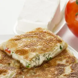 White Cheese Vegetable Mutabbaq