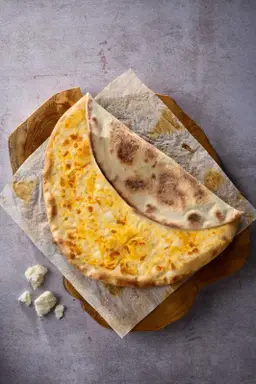 Egg n Cheese Manakeesh