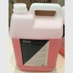 سائل ماء جهاز البخار