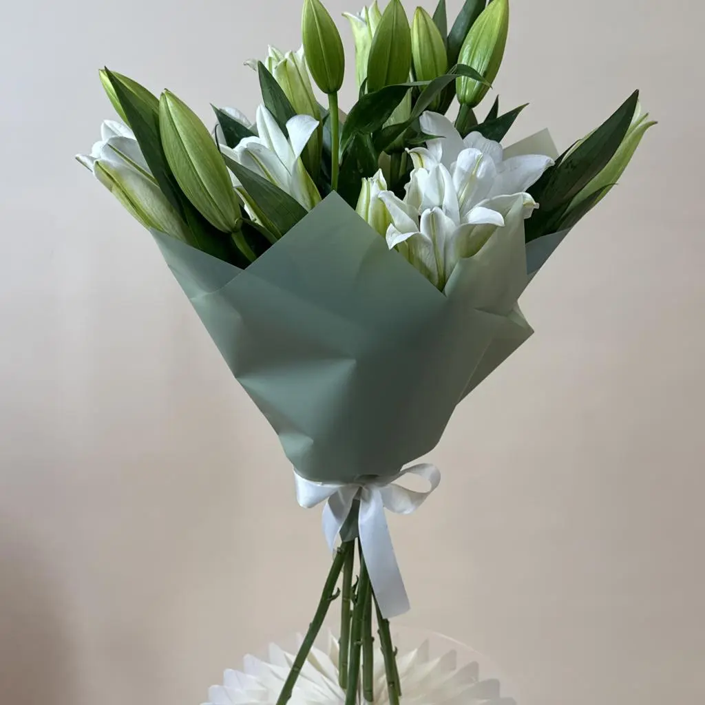 Royal Lily Bouquet