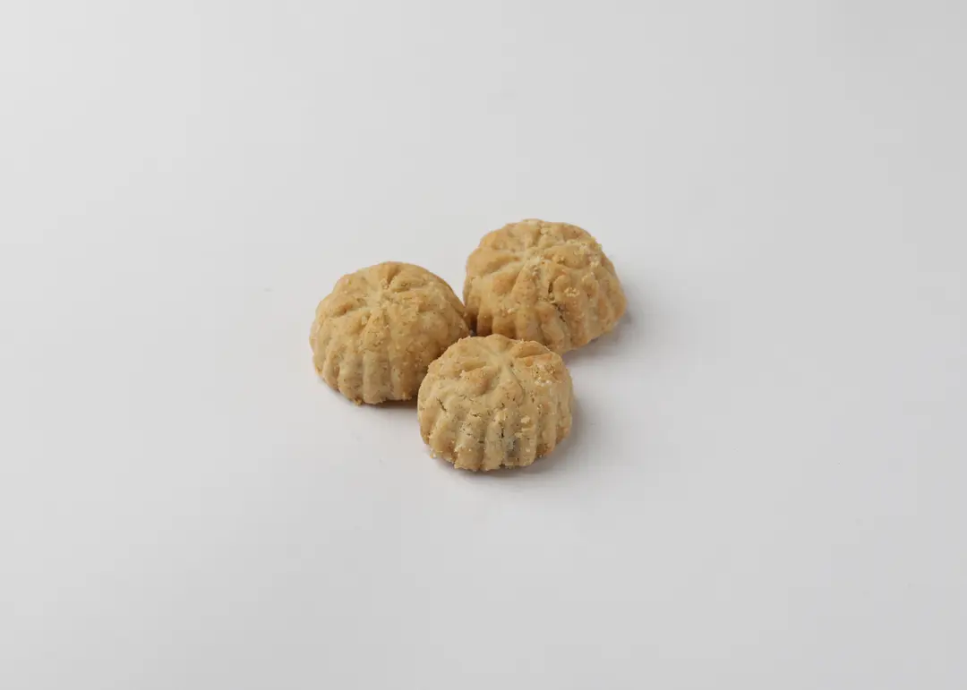 Maamoul with dates