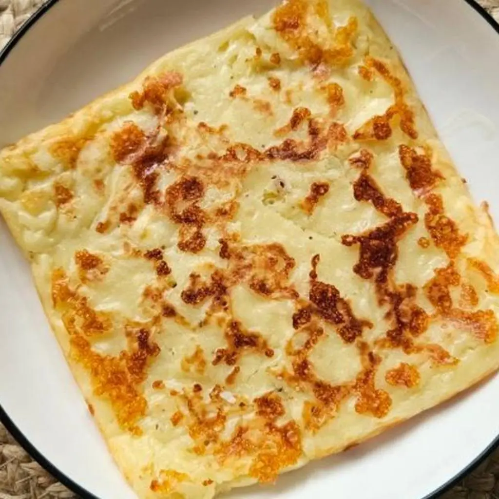 Pies with Egg and Cheese