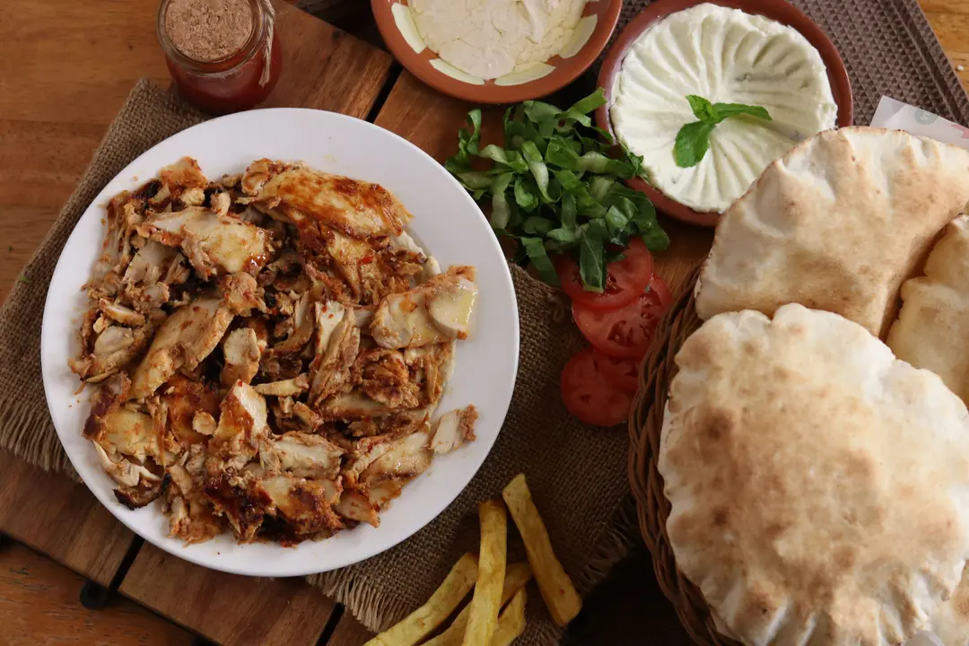 شاورما دجاج (صحن)