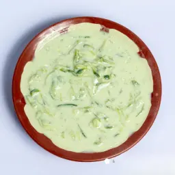 سلطة لبن