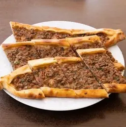 Meat Pie with Cheese