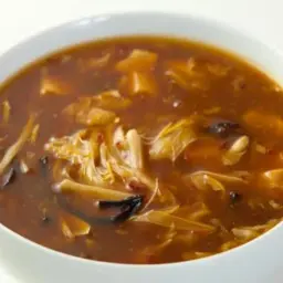 شوربة حارة وحامضة خاصة