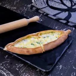 فطيرة لبنة بالجبن