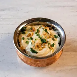 فتة دنون بالسمن والصنوبر البلدي