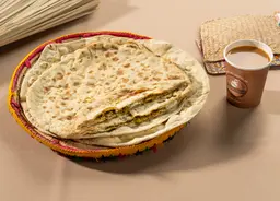 فطيرة جبن بزعتر