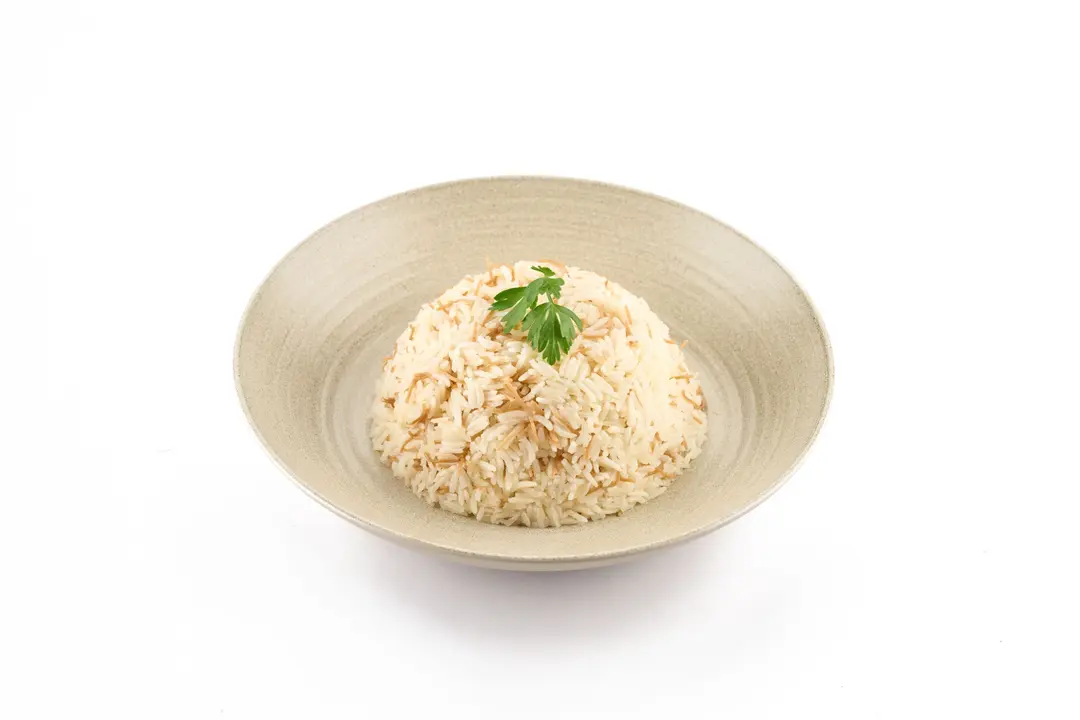 رز ابيض مع شعيريه