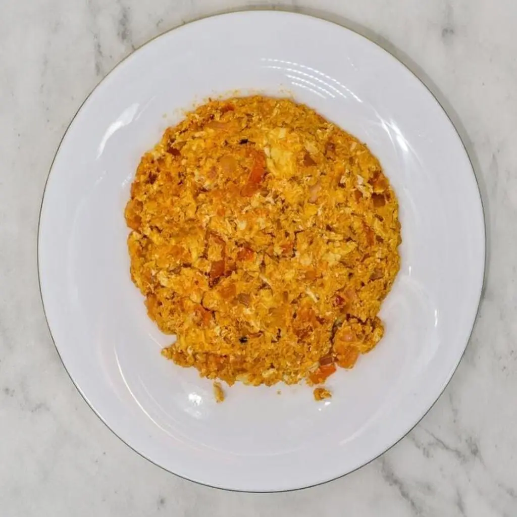 طبق شكشوكة