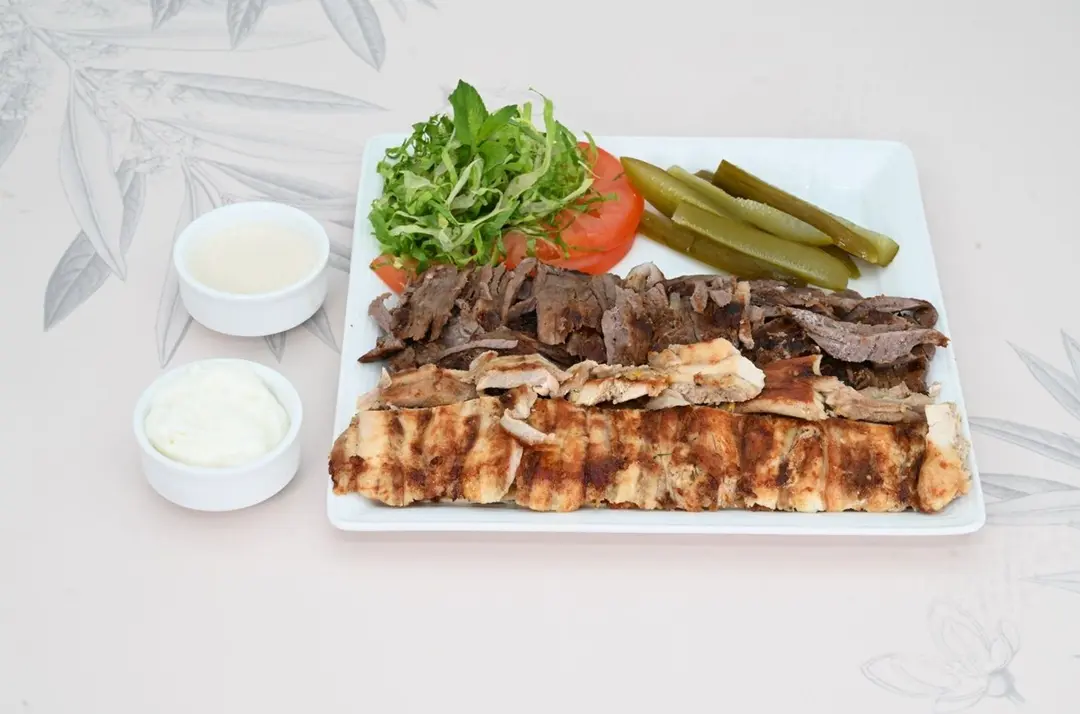 صحن شاورما مشكل