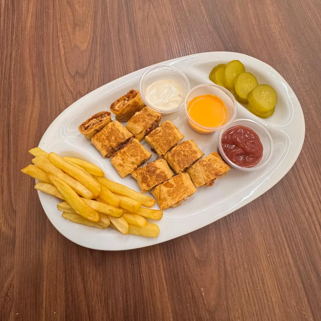 شاورما دبل عربي خبز احمر