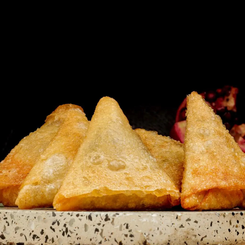 سمبوسة مشكّلة