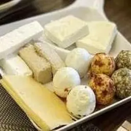 Mixed Cheese Platter