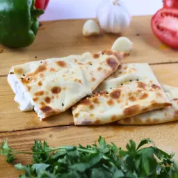 فطيرة حلومي