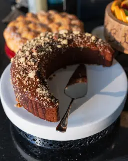 Crescent date cake