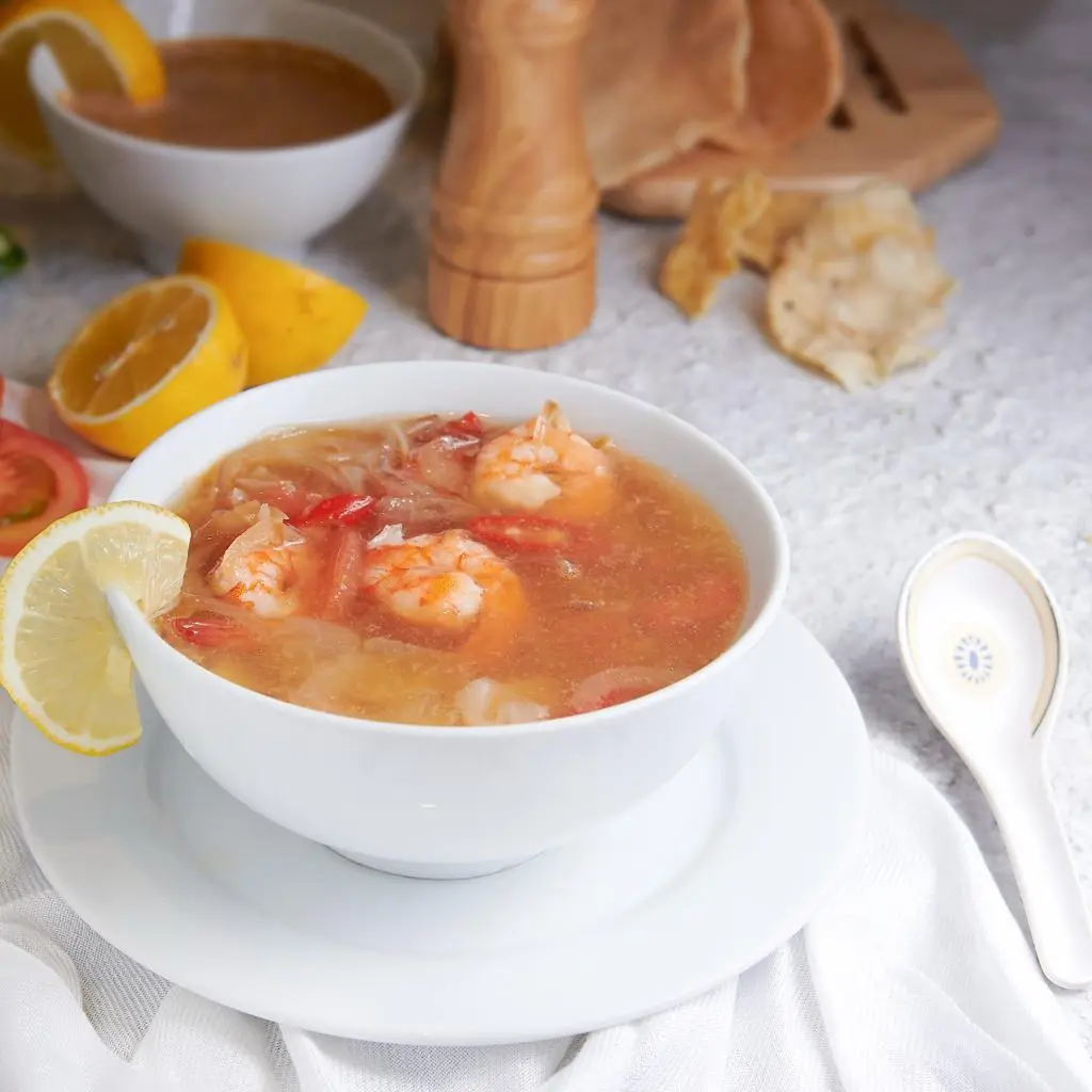 شوربة توم يوم
