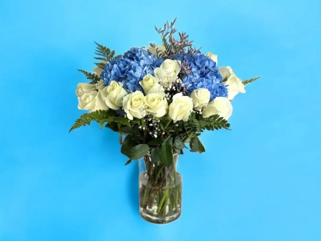 Elegance of Hydrangea Vase 0212