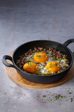 Egg & Awarma Pan