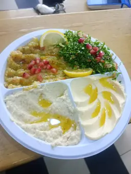 مقبلات صغير