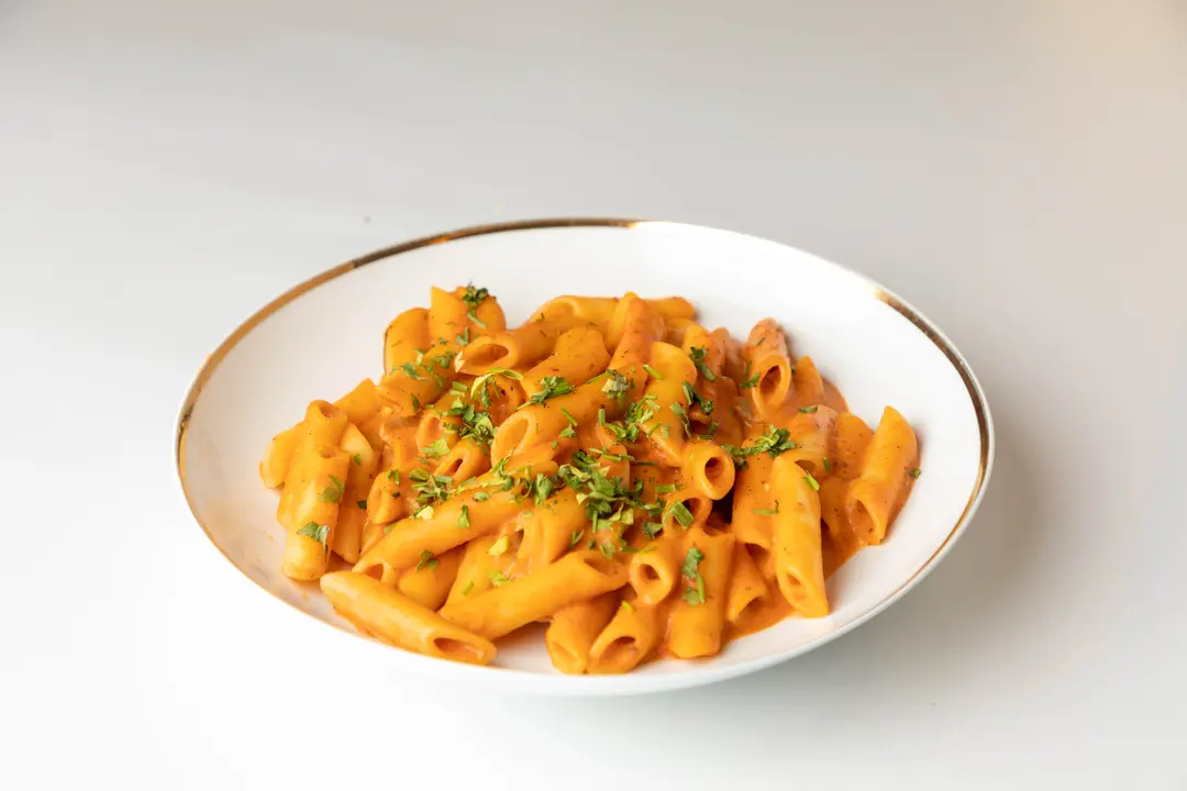 مكرونة صوص طماطم