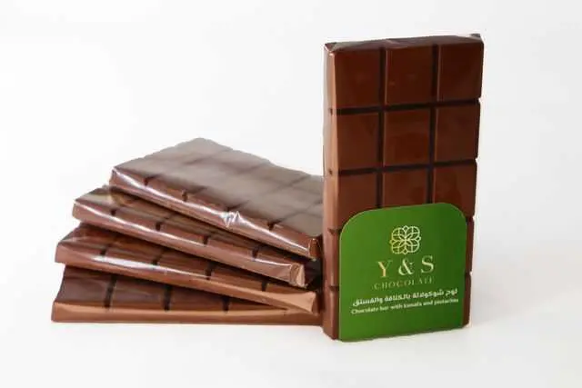 Chocolate bar dubai With Kunafa And Pistachio