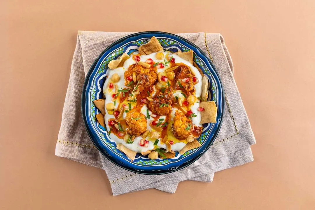 Fatteh Cauliflower With Spicy Sauce